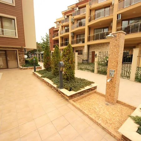 Menada Horyzont Апартамент *